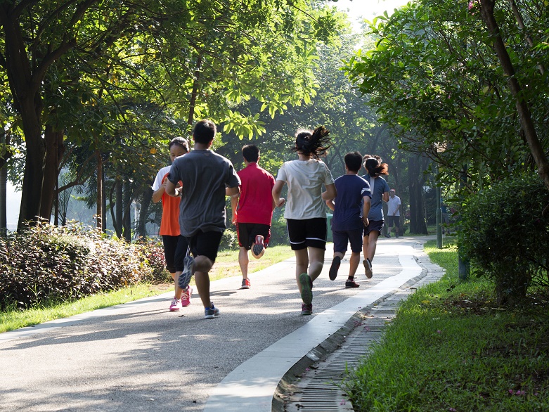 桥头镇"低碳环保,莲湖晨跑"活动正式启动